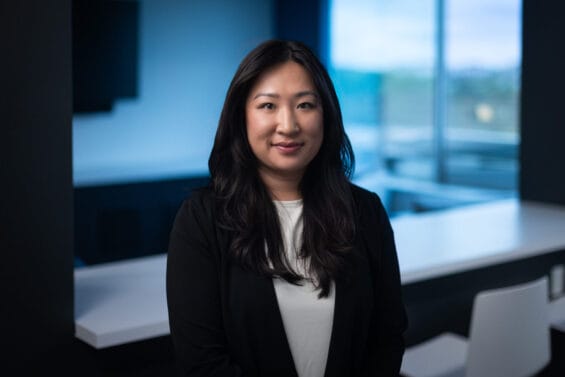 Julia Kim headshot