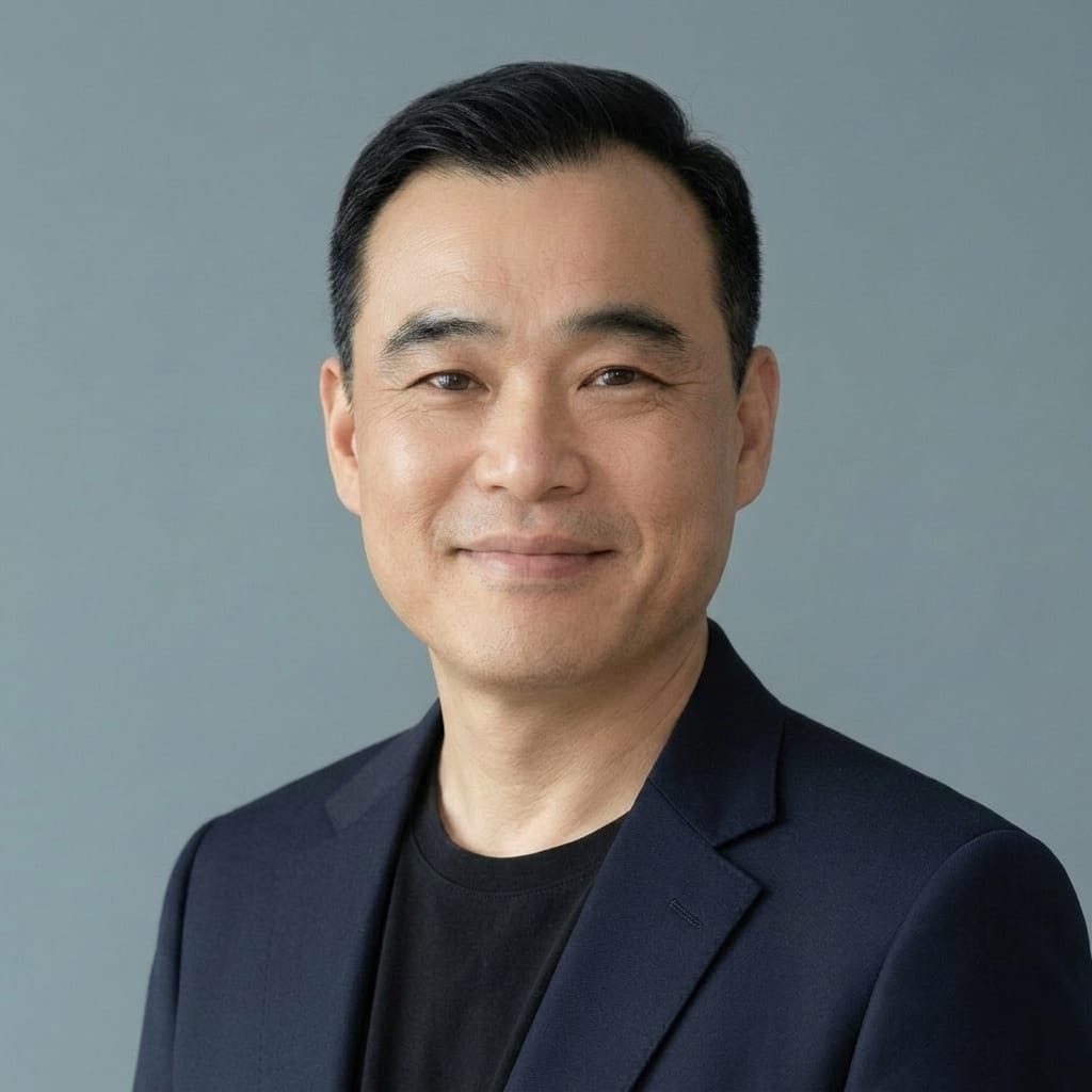 Zack Choi headshot